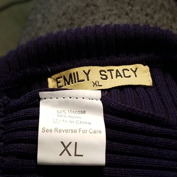 Emily Stacy - Picture 4 of 5